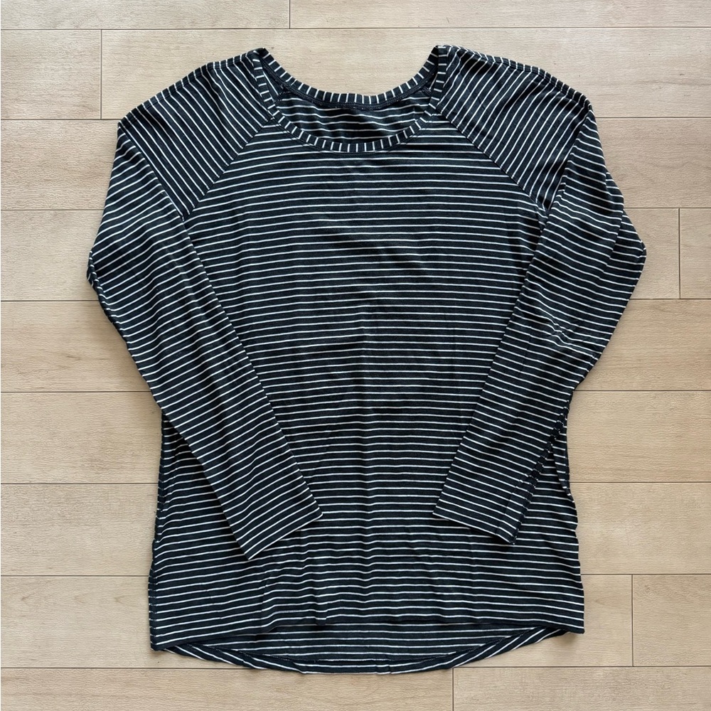 Lululemon Emerald Long Sleeve - Modern Stripe Heathered Black White